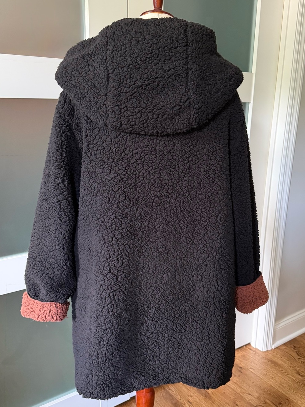 Urban Outfitters Reversible Teddy Jacket in Black and Brown - Picture 3 of 8